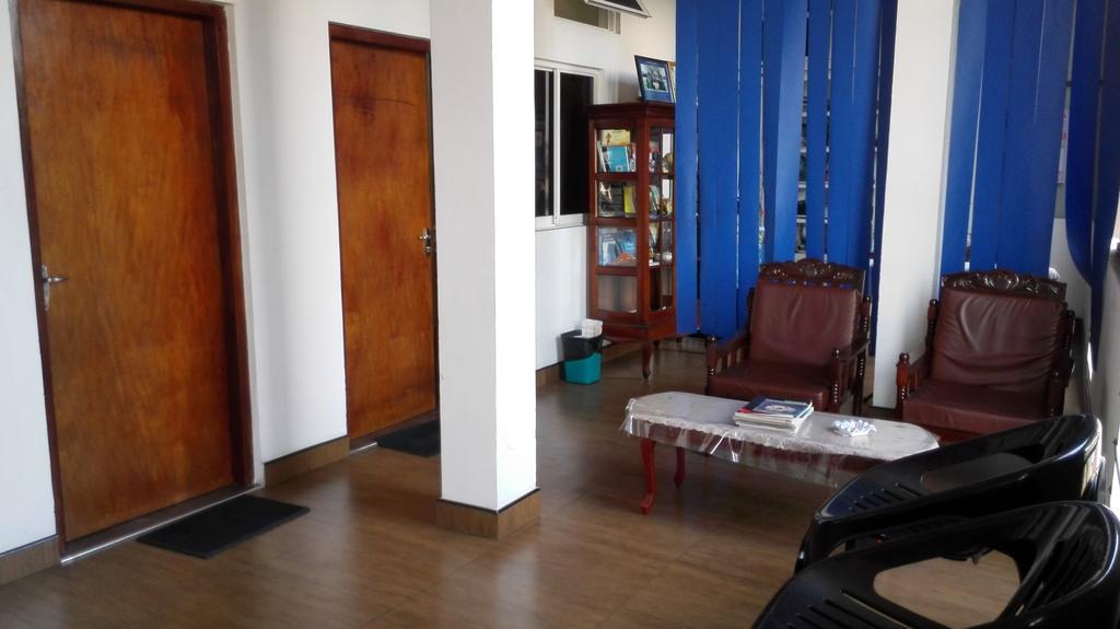 Hotel 100 Dehiwala-Mount Lavinia Kültér fotó