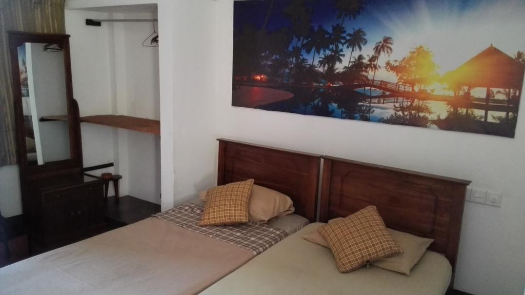 Hotel 100 Dehiwala-Mount Lavinia Kültér fotó